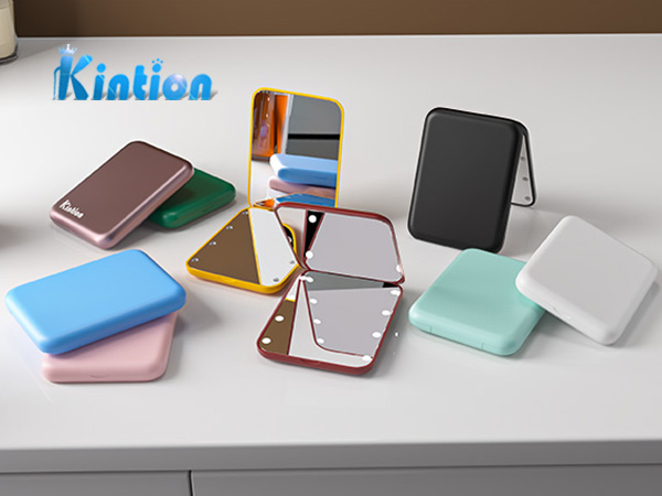 pocket mirror