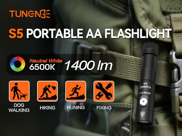 Mini LED AA flashlight