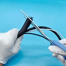 Self-closing braided tube