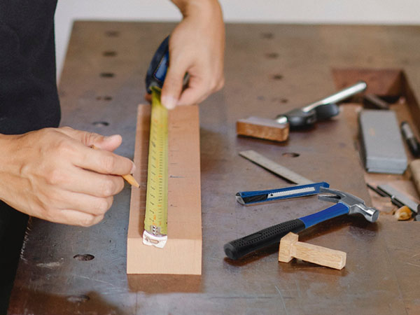 152