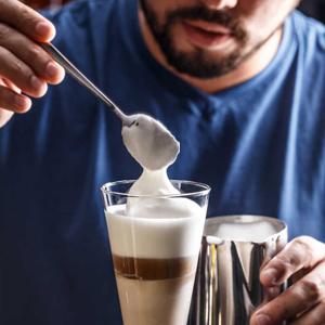 dessert spoon
