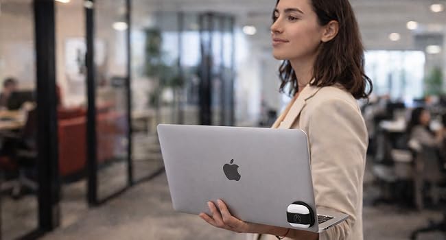 Attach airpods to laptop