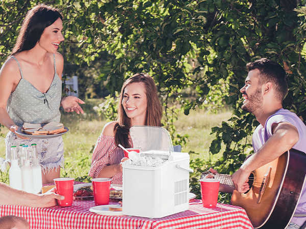 ice maker for party