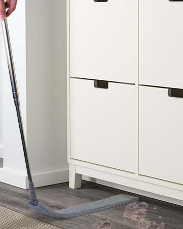 under refrigerator cleaning tool