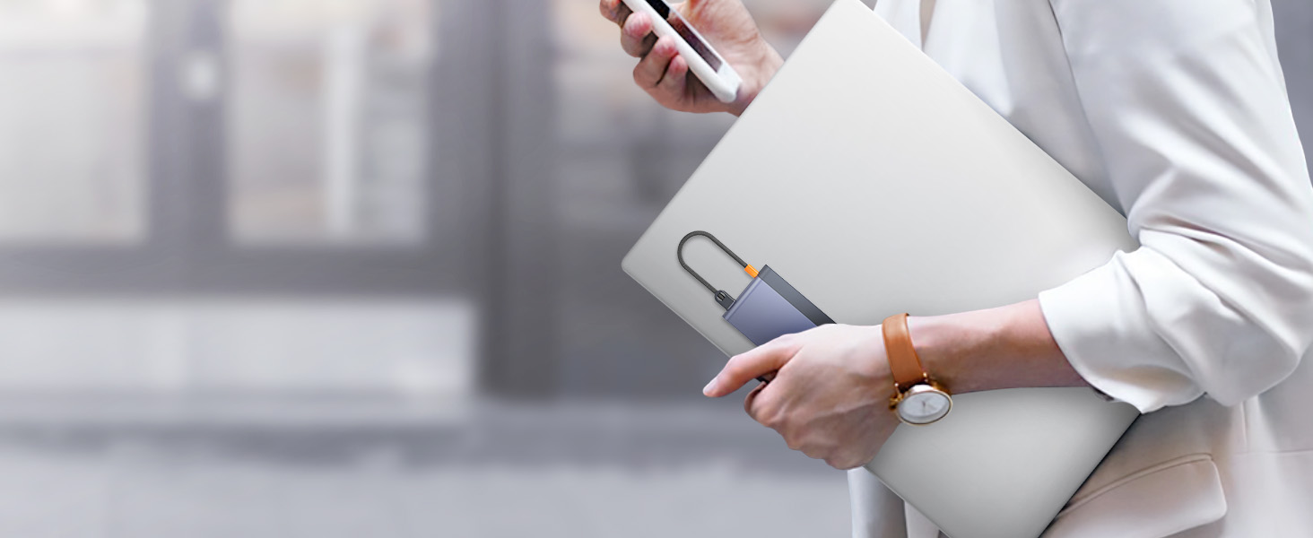 3 monitor docking station