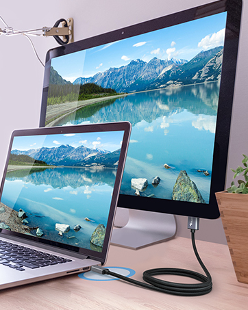 Laptop to monitor cable