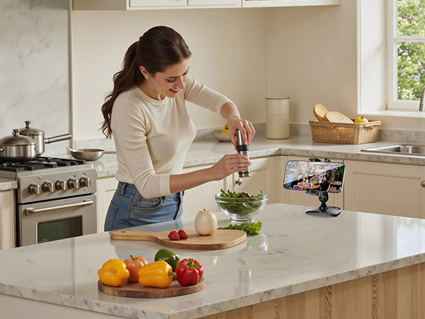 Car Phone Holder Dashboard Phone Mount