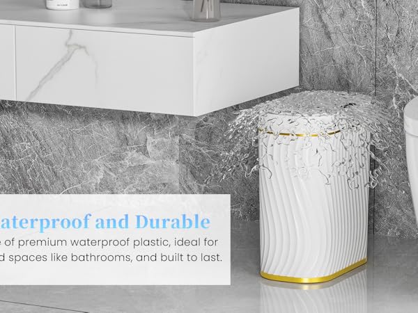 Bathroom Small Trash Can with Lid