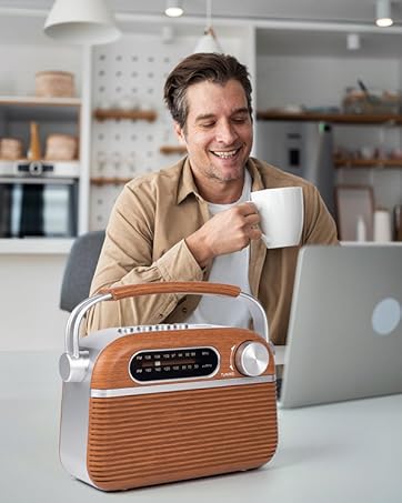 Portable Rechargeable AM FM Radio