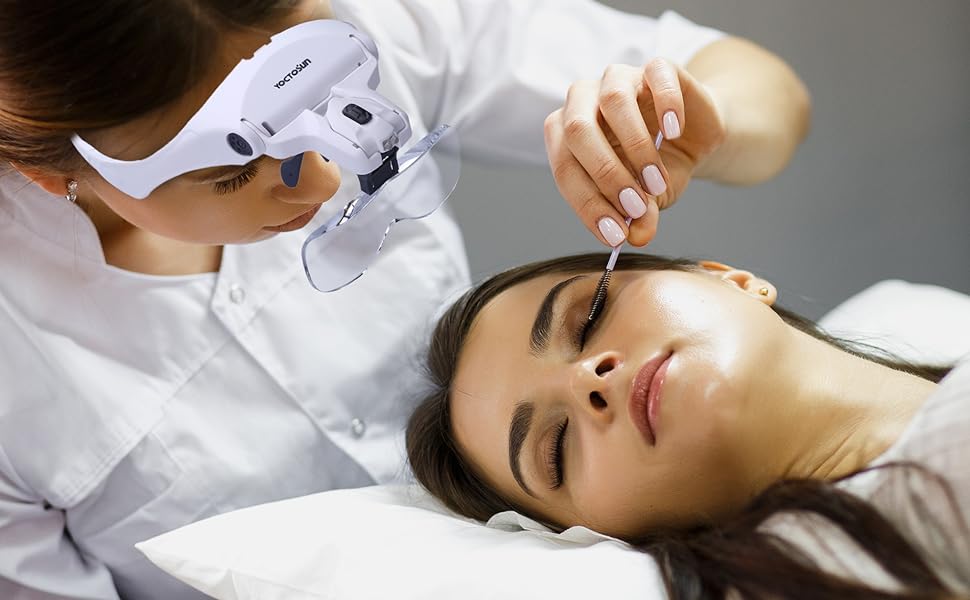 Magnifying Glasses for Close Work