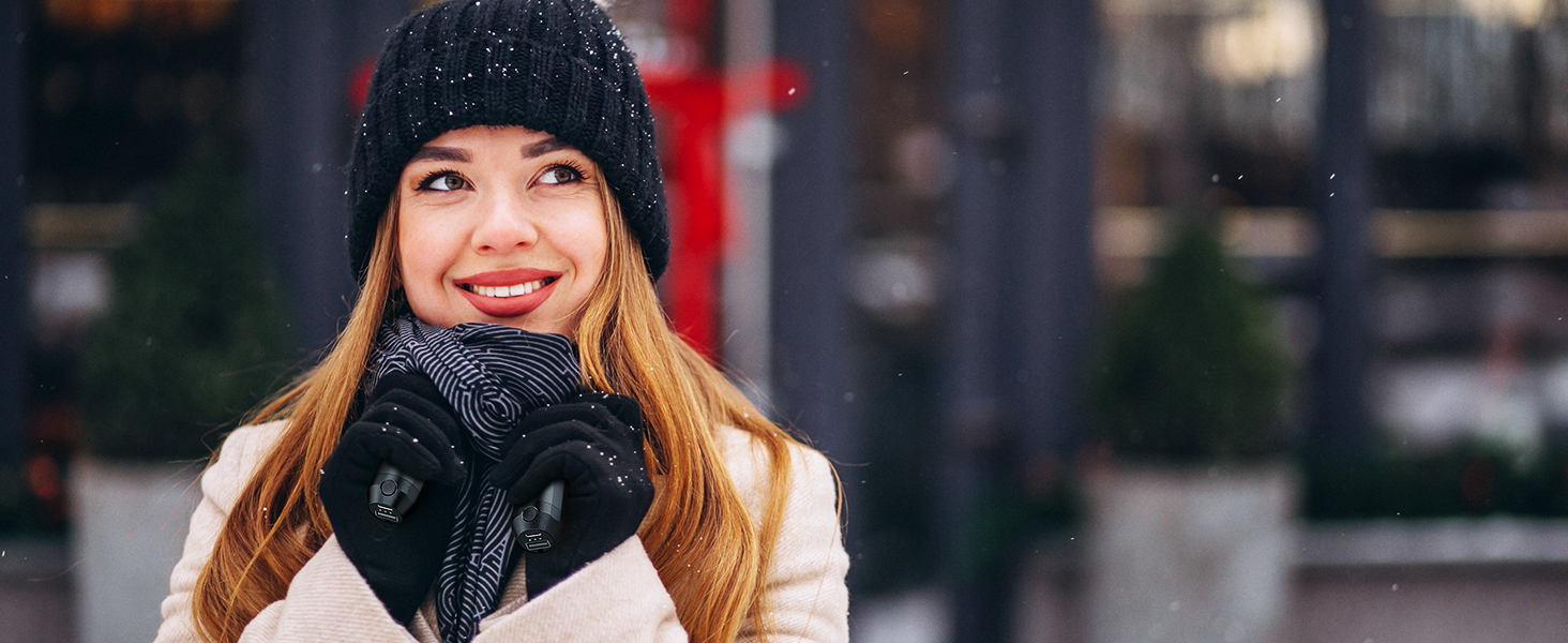commuting winter accessories for women