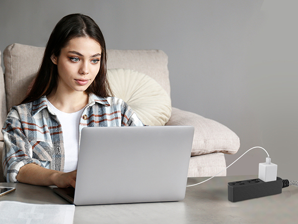 Flat plug Extension cord short power strip extension cord with multiple outlets