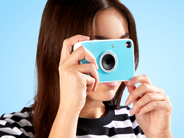 KODAK Printomatic+ Instant Print Digital Camera 