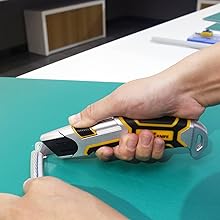 Cutting pipe