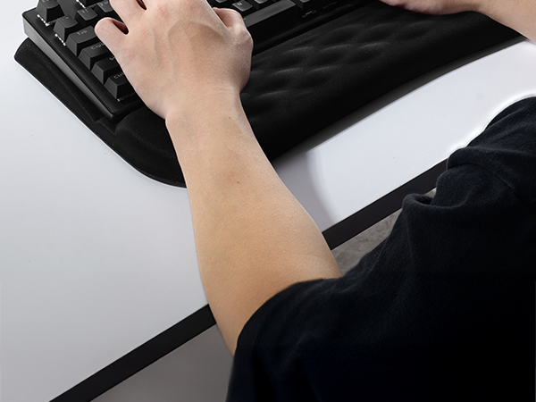 Keyboard wrist rest