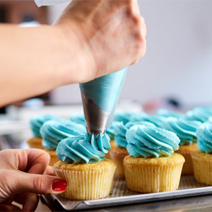 Piping Bags and Tips