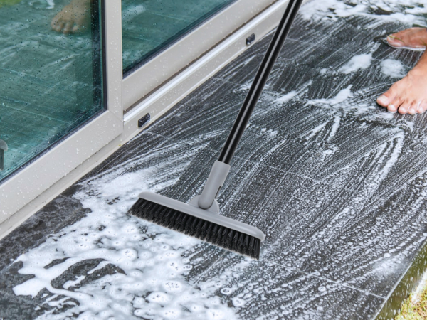shower scrubber with long handle for cleaning