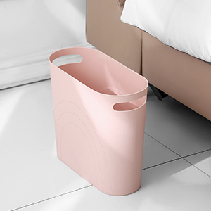 small trash can