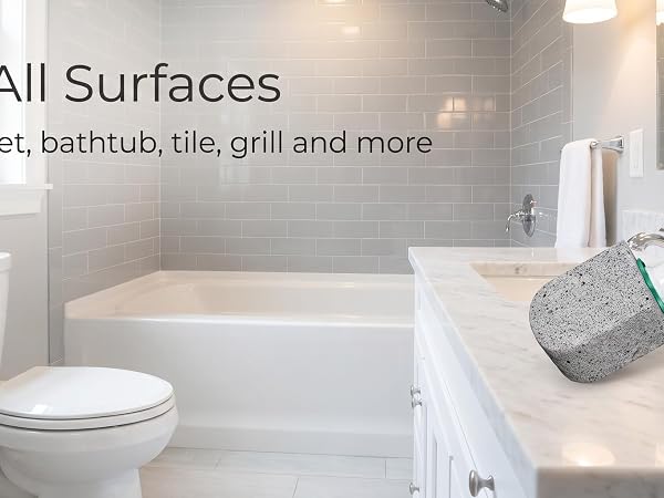 2. Long handle saves your back – clean toilets, tubs, tile without bending.