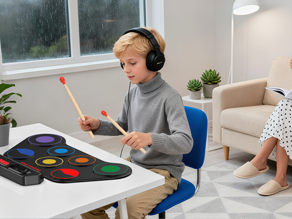 Quiet practice with headphone mode