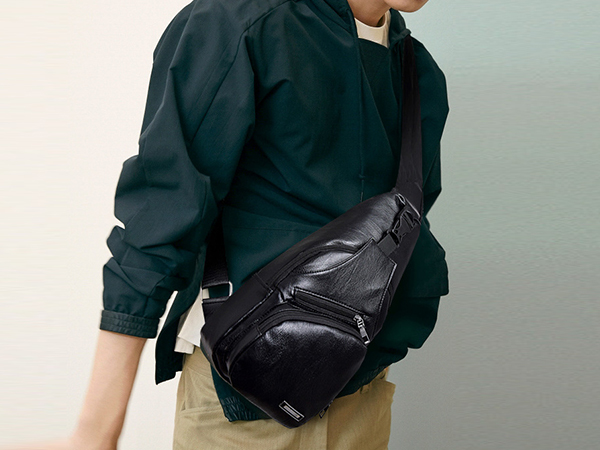 leather chest sling bag-02