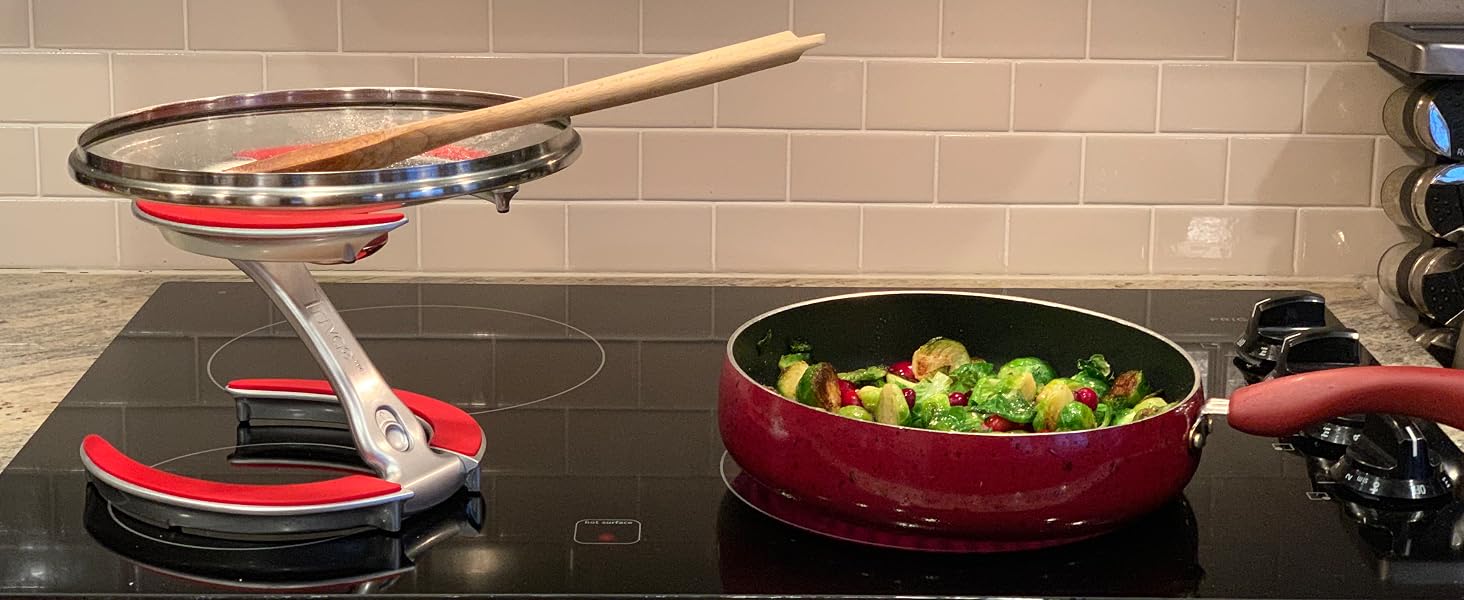 Red lid holder for cooking and spoon rest