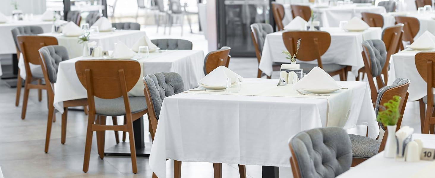 Disposable Plastic Tablecloth