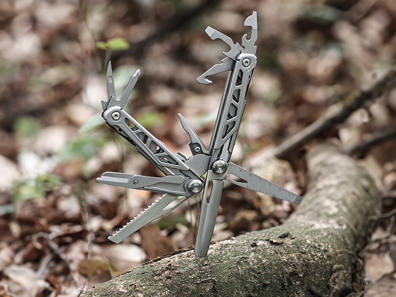 17-in-1 multitools