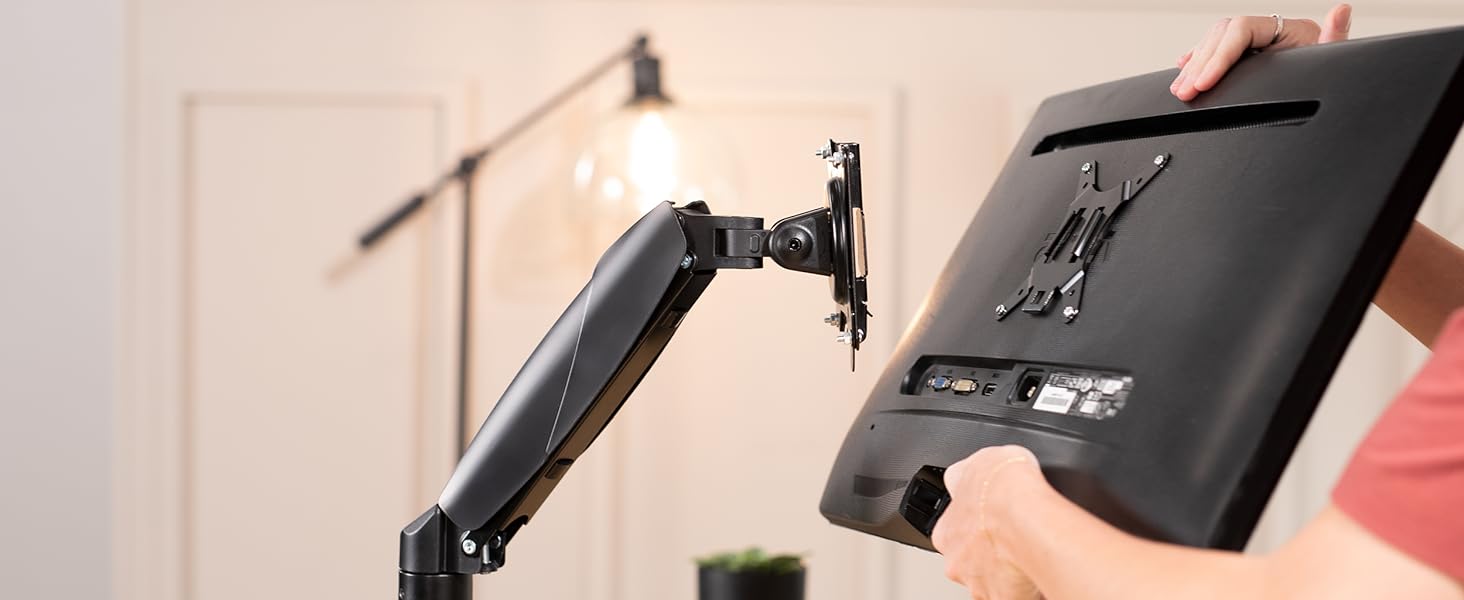 removable vesa adapter