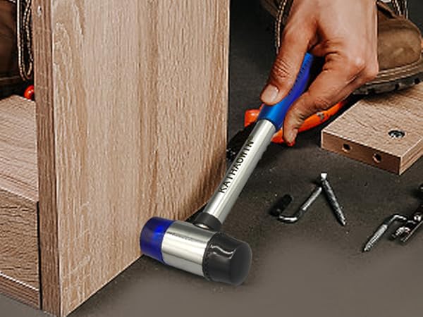 Furniture assembly
