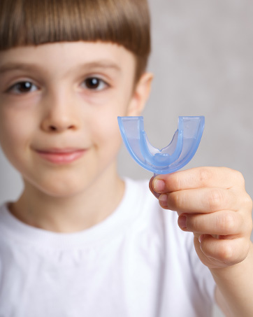 mouth guard cleaner