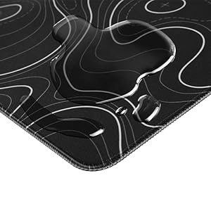 Topographic mouse pad