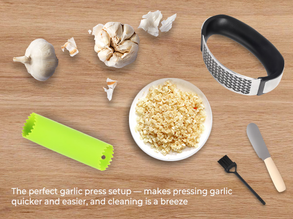 The perfect garlic press setup