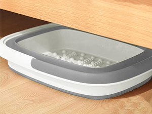 Collapsible foot spa