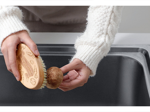 mushroom brush