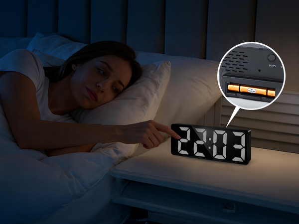 DIGITAL ALARM CLOCK BATTERY OPERATED