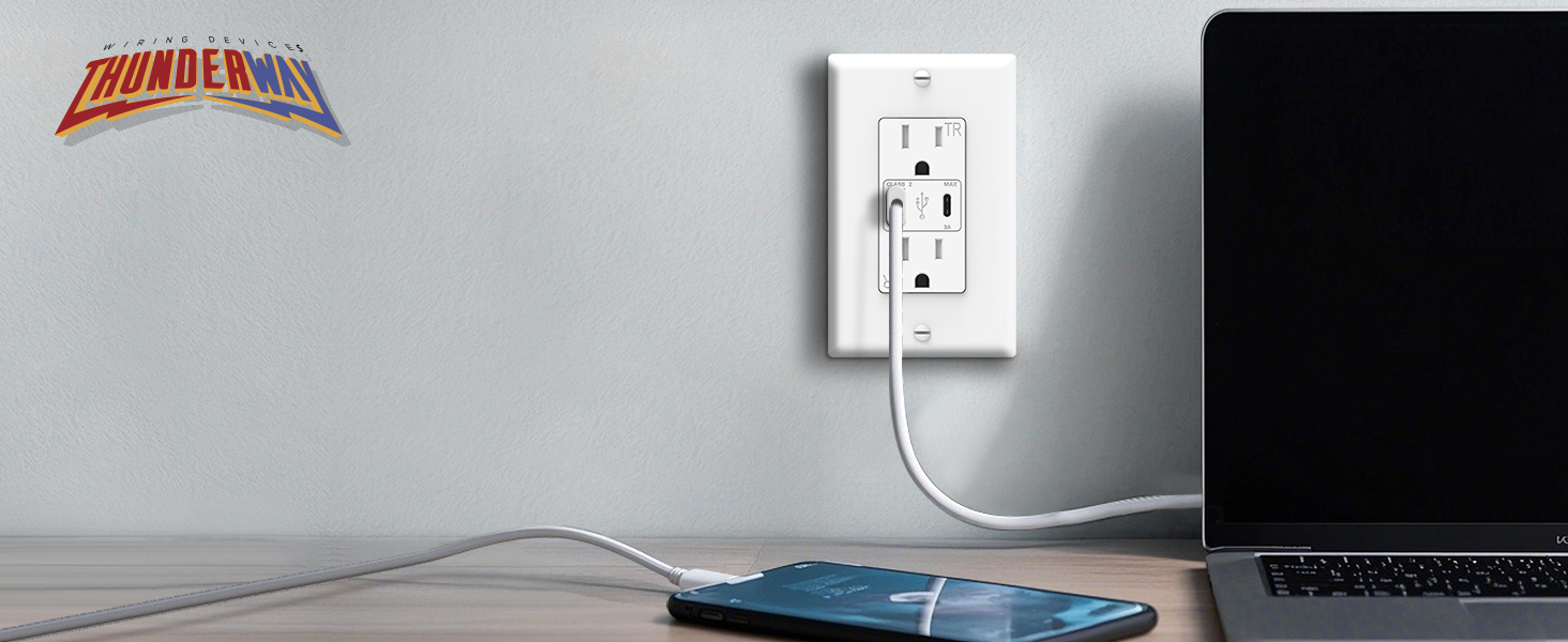 Outlet with Type A &amp;amp; Type C USB Ports