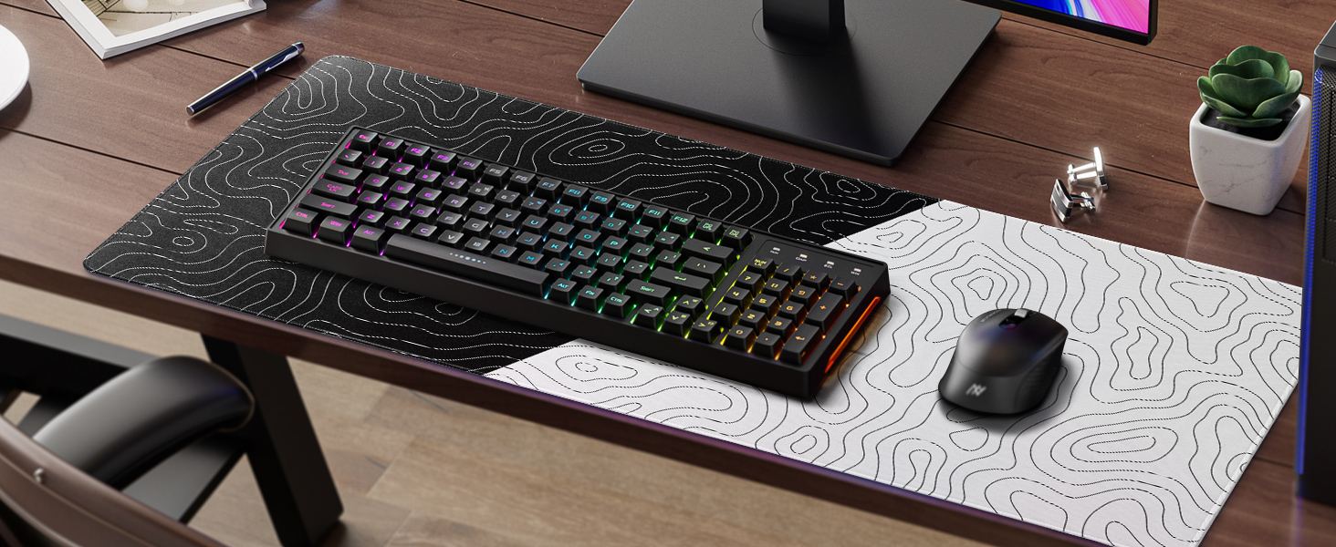 black mouse pads
