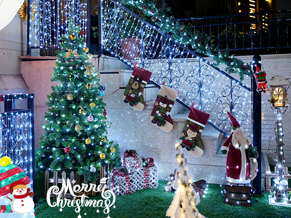 Solar powered christmas lights 
