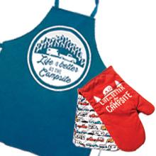 kitchen accessories; apron; oven mitt; pot holder