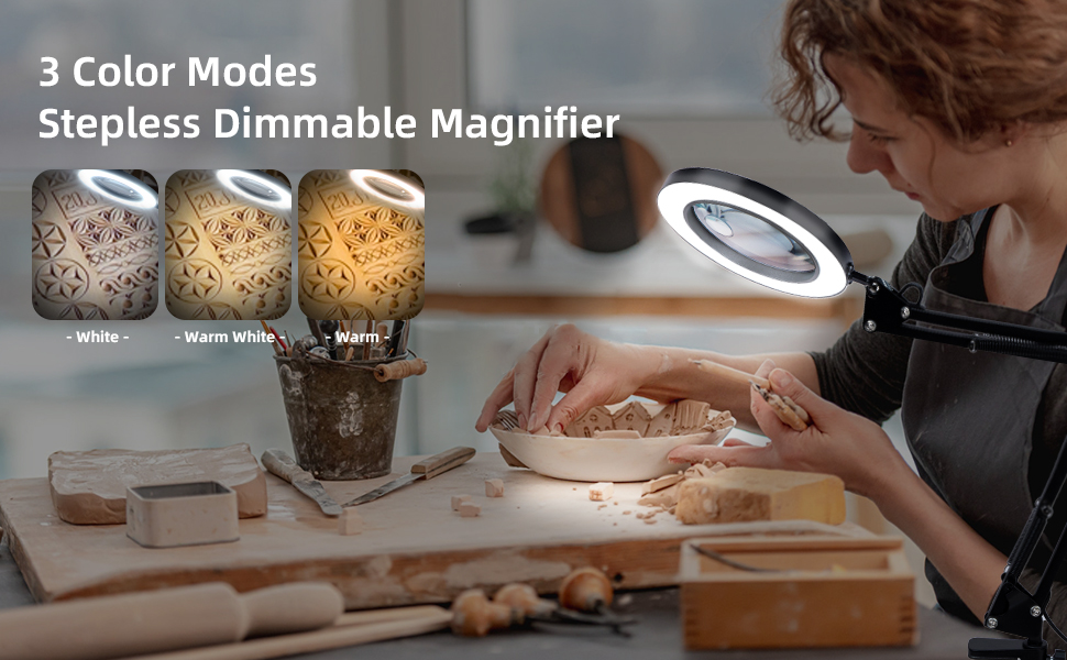 magnifying glass with light and stand