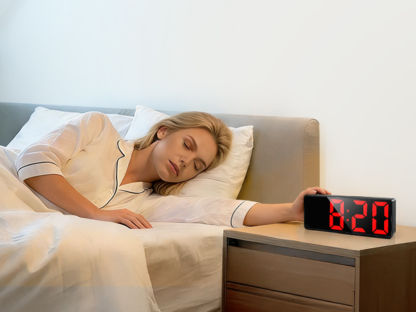 Snooze DIGITAL ALARM CLOCK