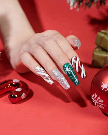 Christmas nail art