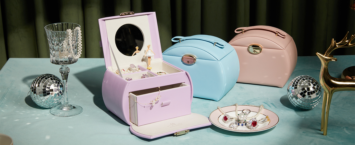 musical jewelry box