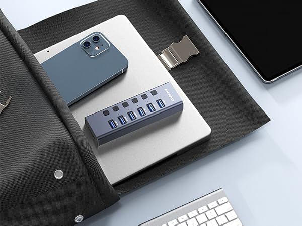 compact powered usb c hub