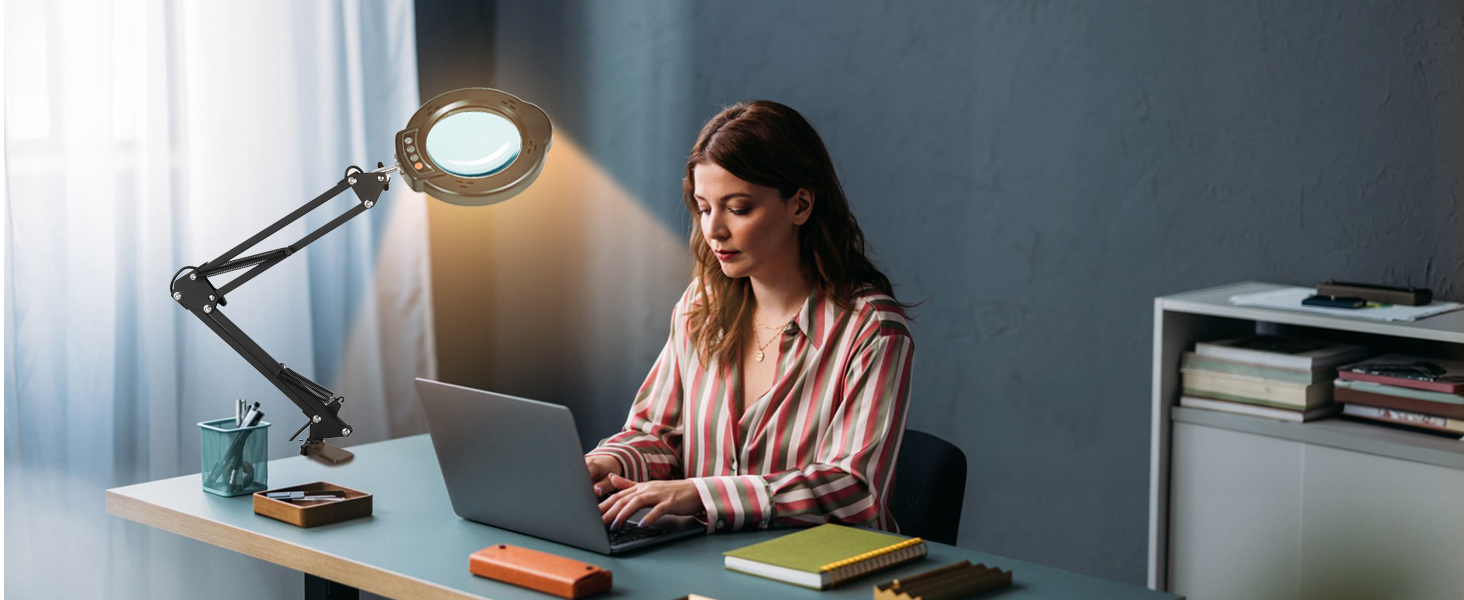 hands free magnifying glass with light