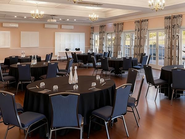 balck round table cloth