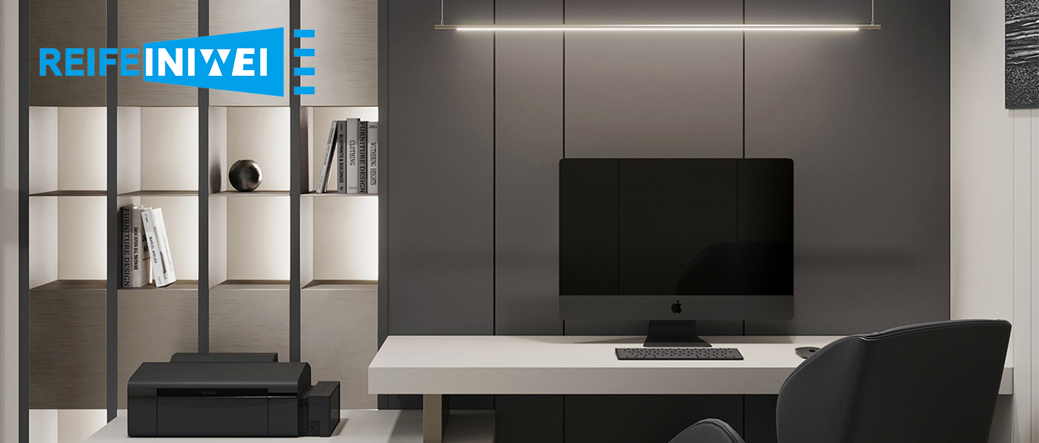 DESK LAMP