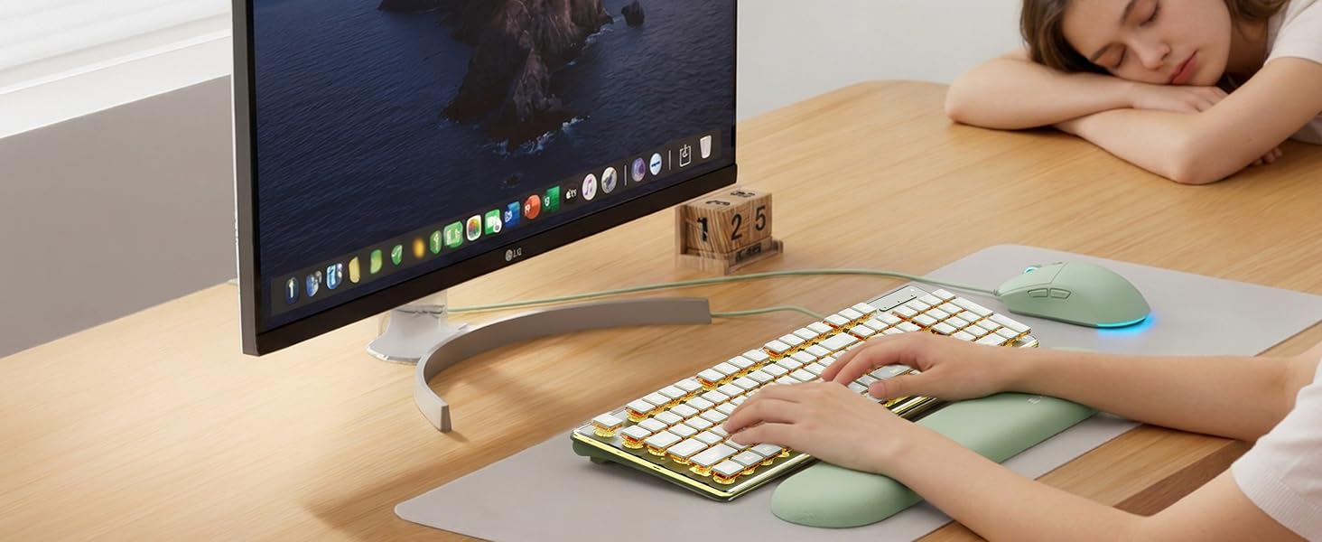 keyboard and mouse
