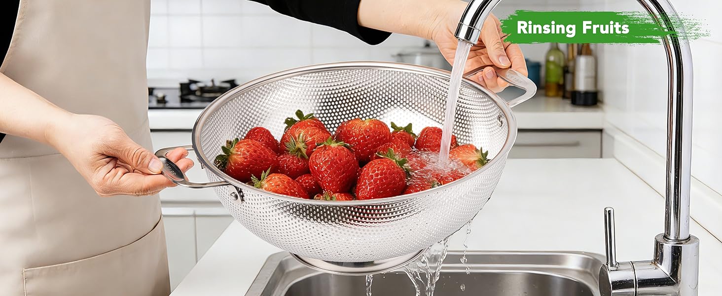 Rinsing Fruits